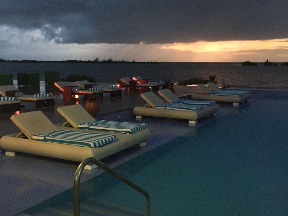 Mayan Islands Resort: Luxury Villas San Pedro  Exterior foto